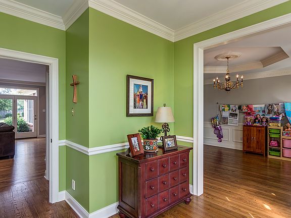 3rd image of 7309 Lorimar Pl