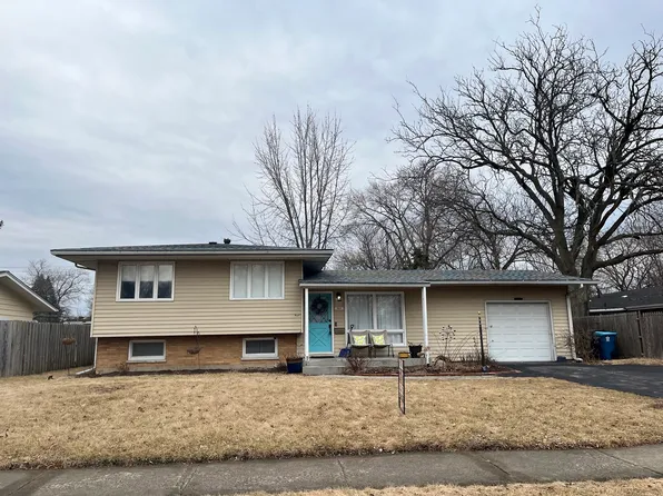 1511 W Illinois Ave, Aurora, IL 60506