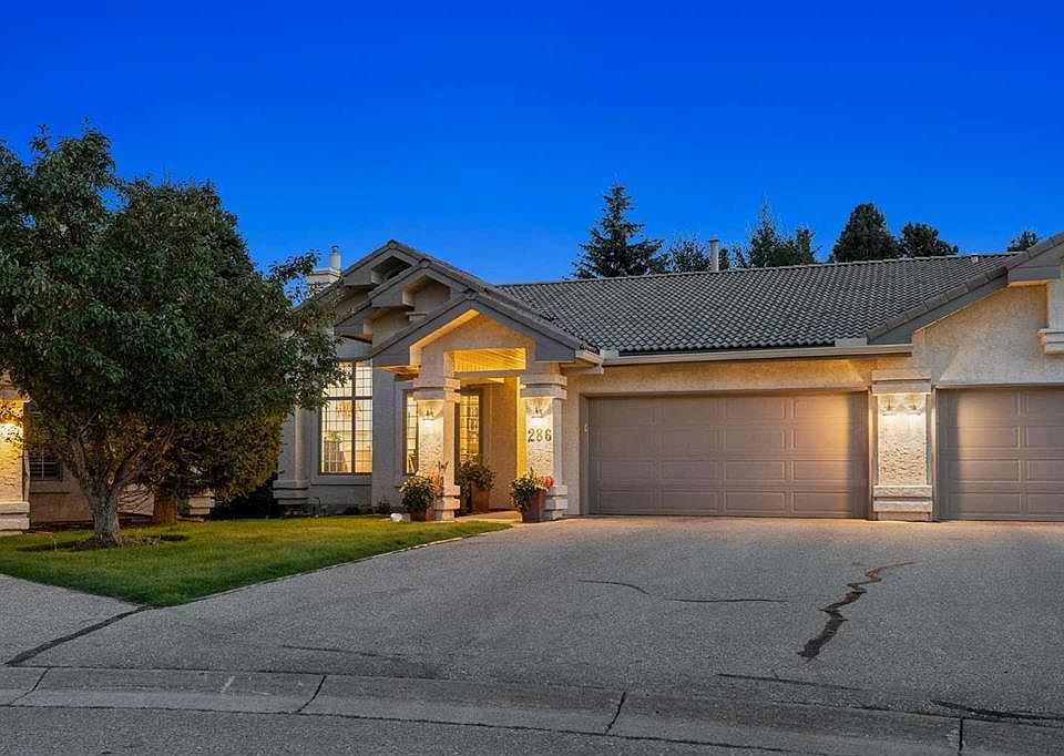 1st image of 286 NE Palisbriar Park SW