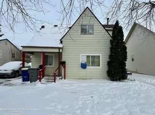 20471 Nicke St, Clinton Township, MI