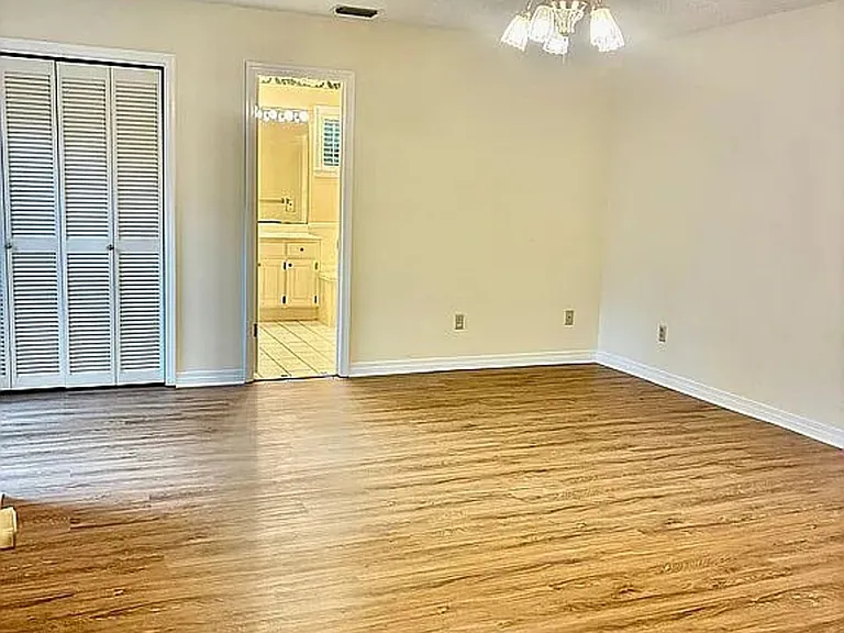 7221 Lakewood Rd — Photo 6