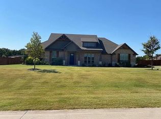 7230 Woodstream Rd, Midlothian, TX 76065