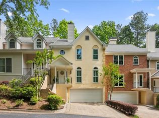 4 Forest Ridge Ct, Sandy Springs, GA 30350