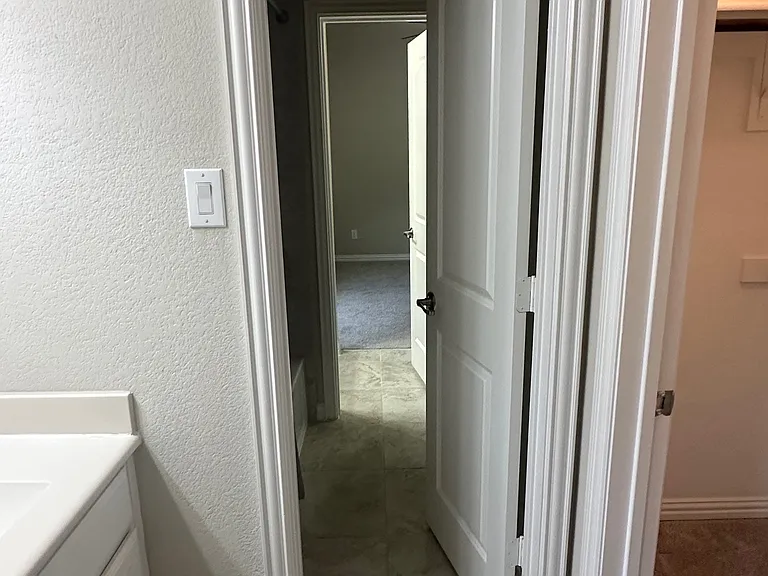 903 Red Deer Dr — Photo 29