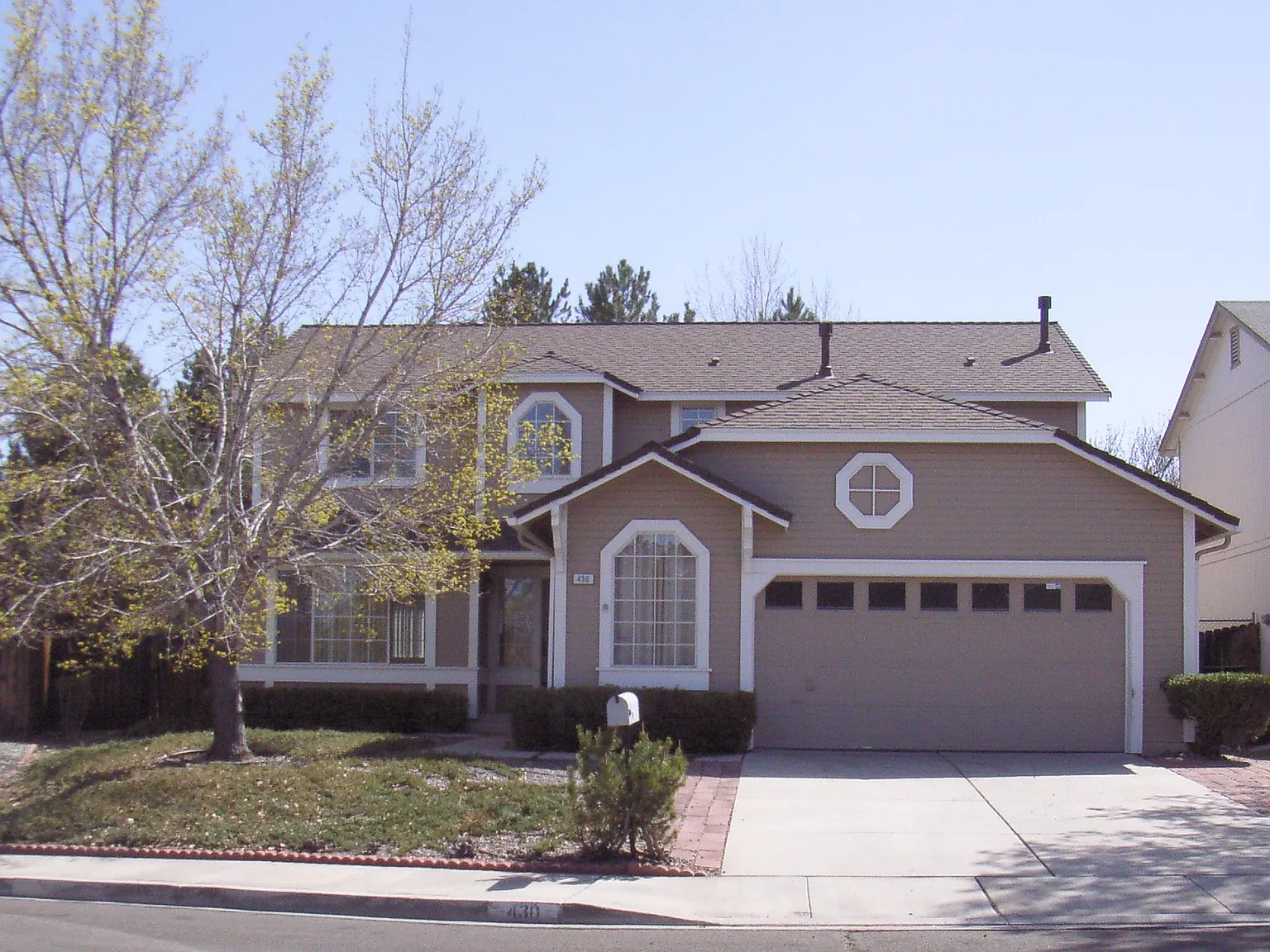 430 Kilborne Ave photo 1