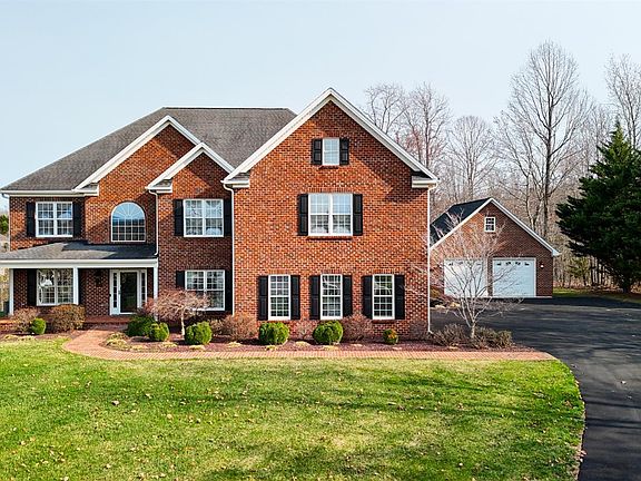 2nd image of 1080 Remington Rd