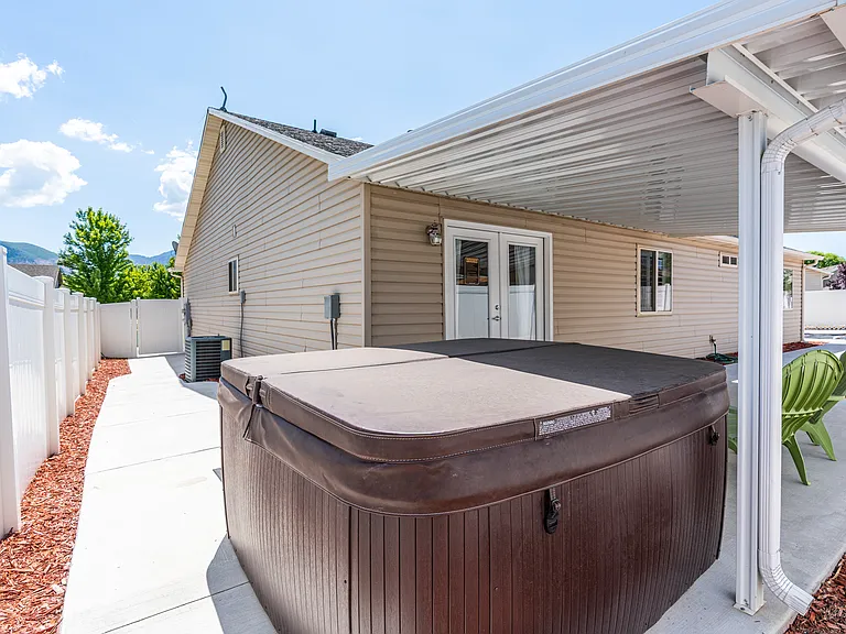 233 N Erastus Dr — Photo 14