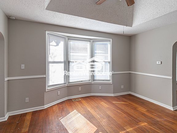5th image of 801 S 10th St