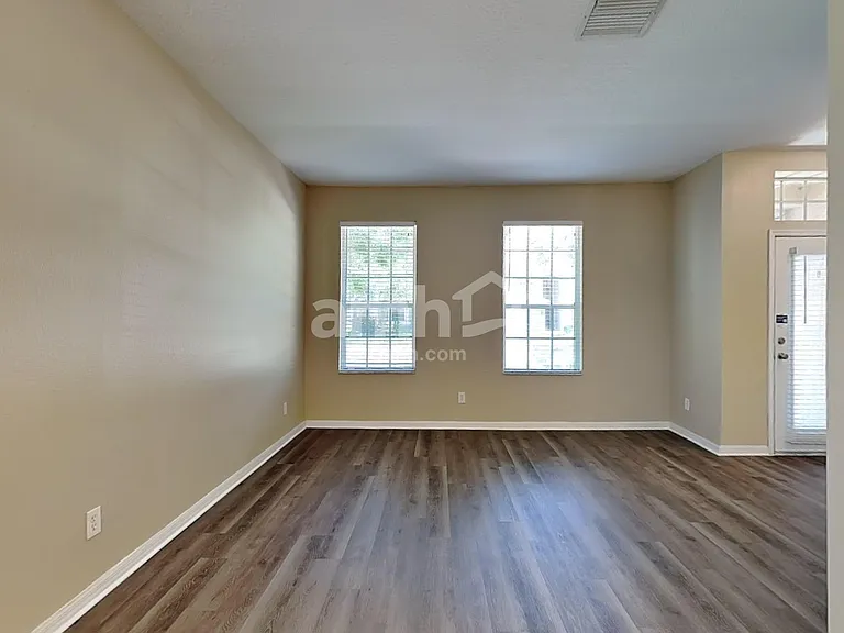 9253 Black Thorn Loop — Photo 10