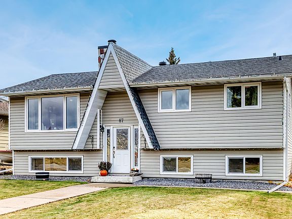 3rd image of 87 Waverley Cres
