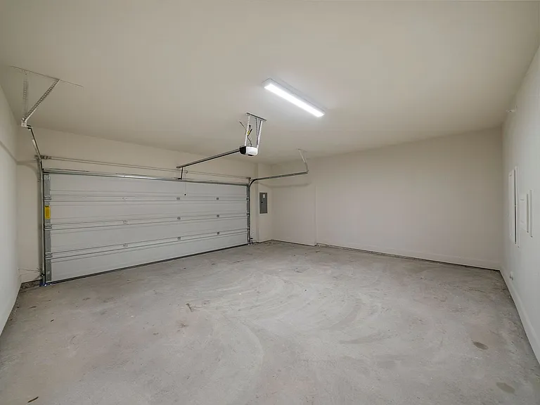 917 Emerling Dr — Photo 24