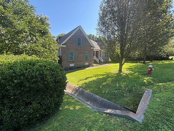 3rd image of 4905 Burnley Dr