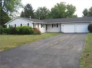521 Forest Dr, Circleville, OH 43113
