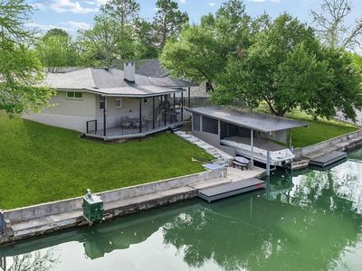 119 Robin Roads, Highland Haven, TX, 78654