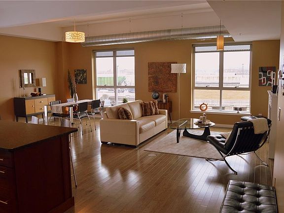 2nd image of 211 W Jefferson St APT 308