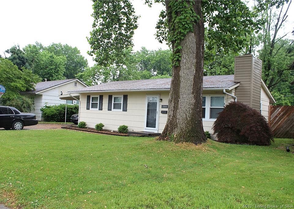 2nd image of 1844 E Park Pl