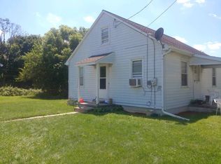 4028 Horn Ln, Schnecksville, PA 18078
