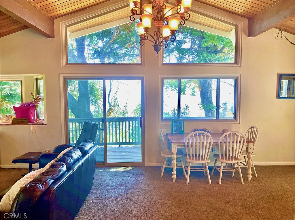 2 bed, 1100 sqft, $2,150 — Photo 3