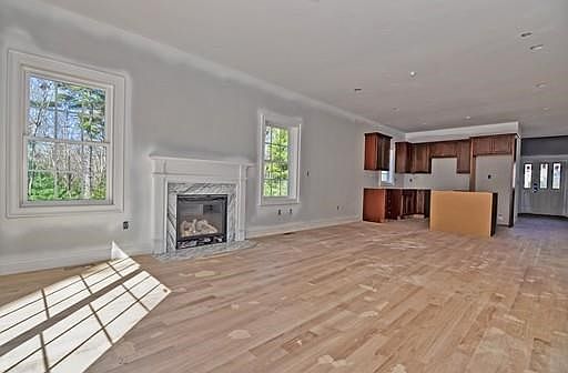 3rd image of 54 Leanne Way #18