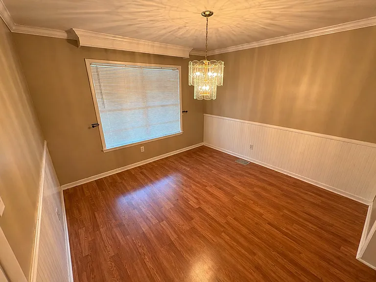 2307 Oliver Ave — Photo 7