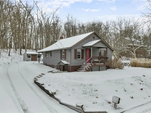 283 Buckeye Rd E, Mount Pleasant, PA 15666