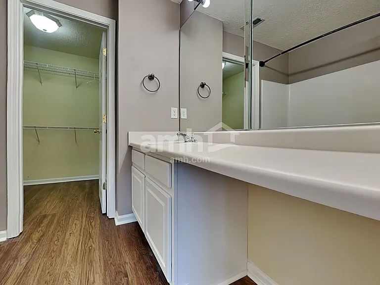 1355 Round Lake Rd — Photo 17