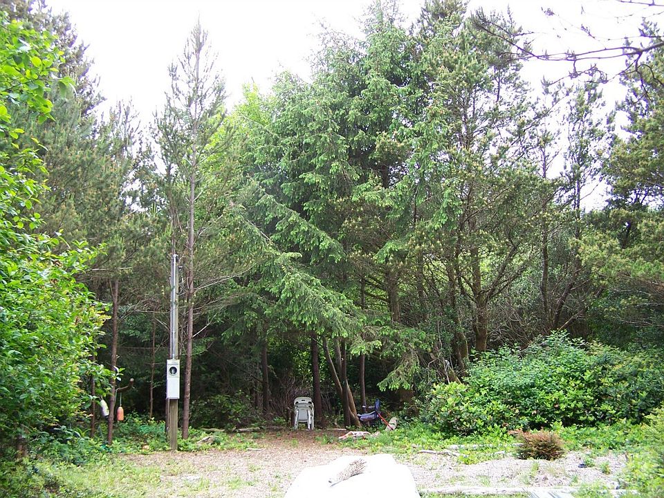 1st image of 3 Driftwood Dr
