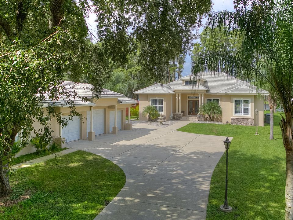1st image of 22337 Carson Dr