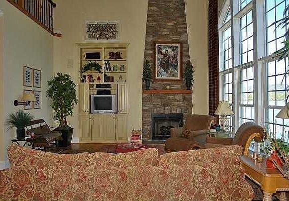 5th image of 100 Blackwater Cir