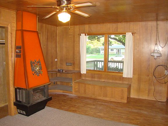Family Room with Fireplace