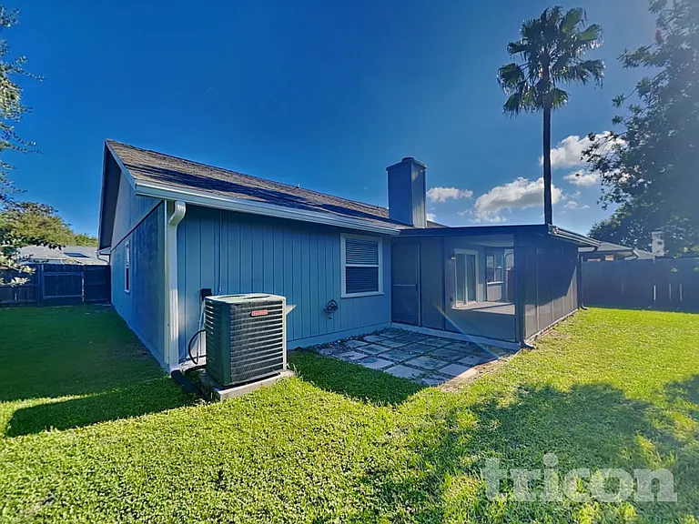344 Dijon Dr S — Photo 16
