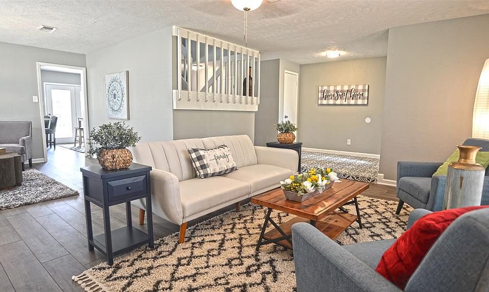 1st image of 6602 Elmscott Dr