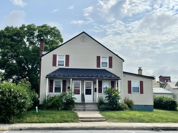 224 N 7th St, Lewisburg, PA 17837