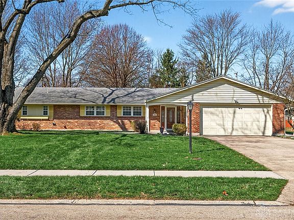 3rd image of 5907 Red Coach Rd