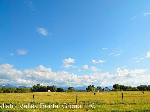 3rd image of 3062 Lori Ln