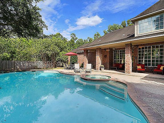 3rd image of 6123 Lark Valley Ct