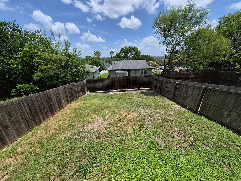 7208 Colina Way — Photo 28
