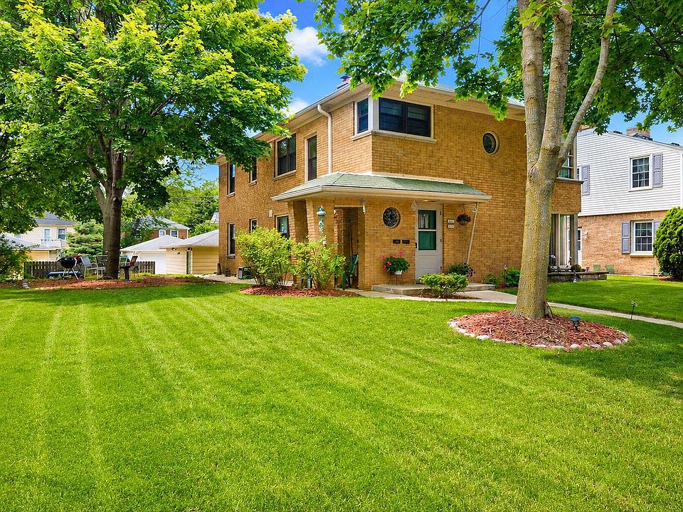 1st image of 4409 N Sheffield AVENUE #4411
