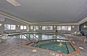 2nd image of 400 Richmond St #409