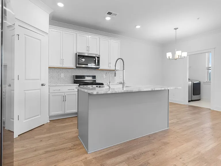 235 Southmen Ln — Photo 6