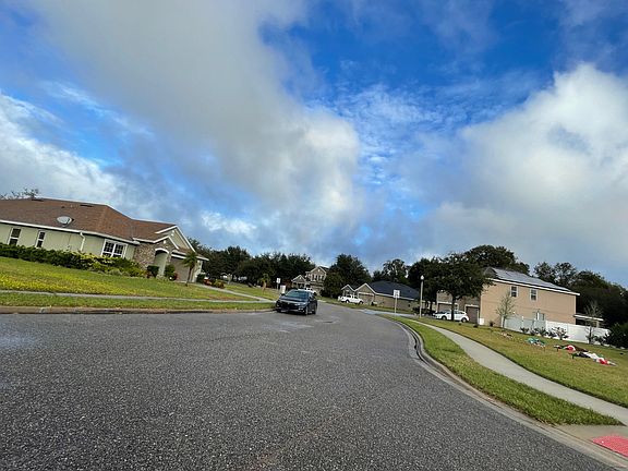 4th image of 136 Alexandria Cir