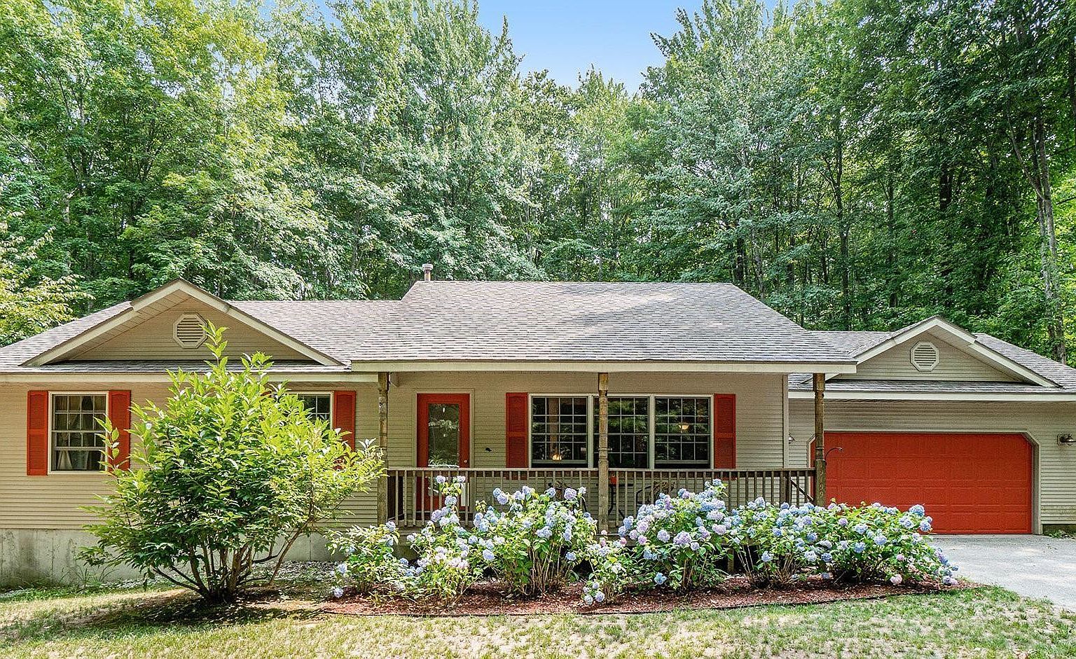 19199 Ridge View Ln, Lake Ann, MI 49650 Zillow