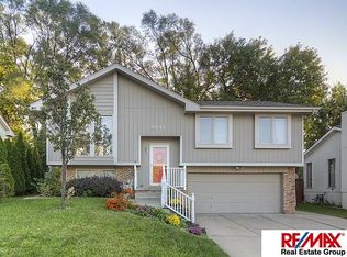 8841 N 81st Ave, Omaha, NE 68122