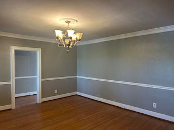 2nd image of 1301 Pickett St #5