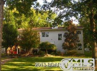 326 Salem Dr, Four Seasons, MO 65049