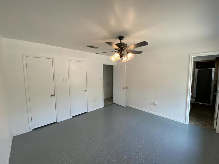 1122 Rhonda Lee St — Photo 16