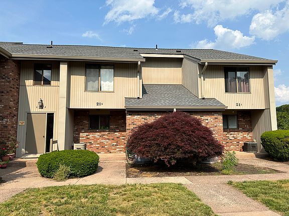 2nd image of 21 Amato Dr APT K