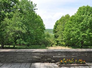 150-152 Sunset Hill Rd, Pleasant Valley, NY 12569