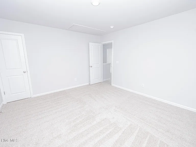 607 Ava St — Photo 11
