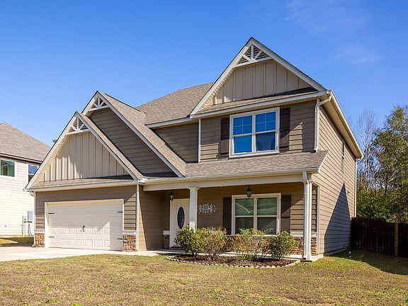 3rd image of 45 New Castle Dr